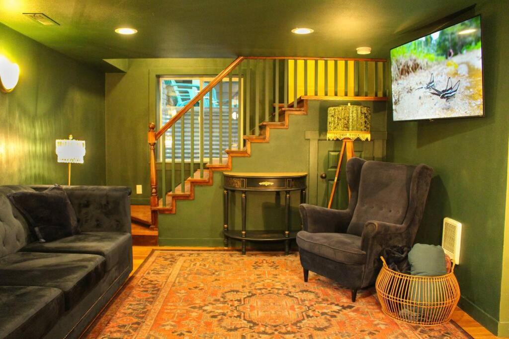 Heart Of Woodstock, 10 Min Walk To Reed, With Private Garage! Daire Portland Dış mekan fotoğraf