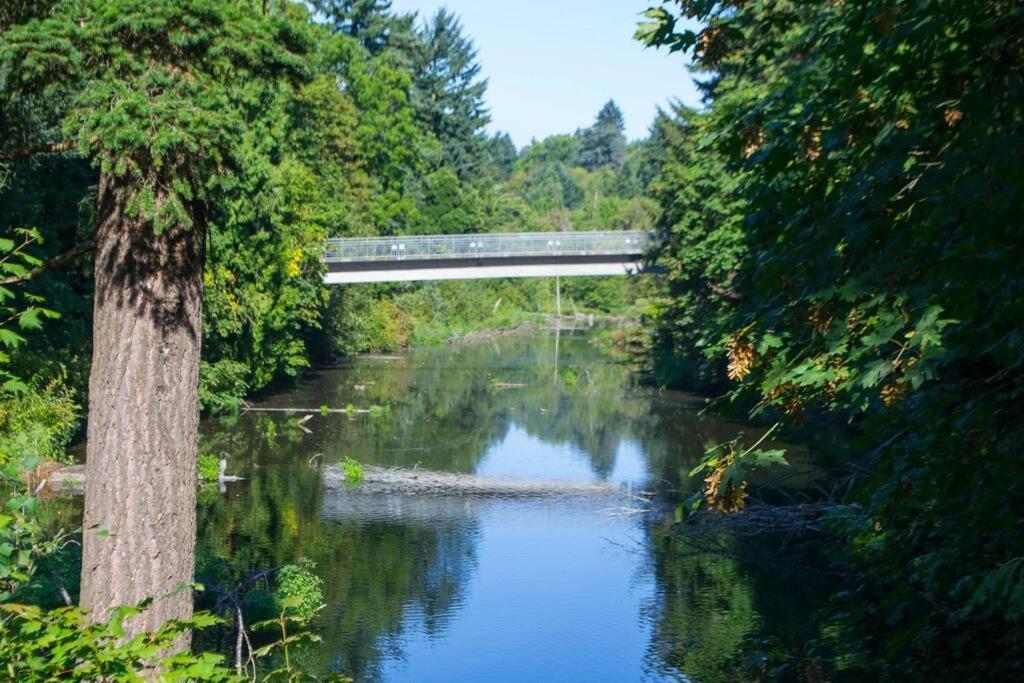 Heart Of Woodstock, 10 Min Walk To Reed, With Private Garage! Daire Portland Dış mekan fotoğraf