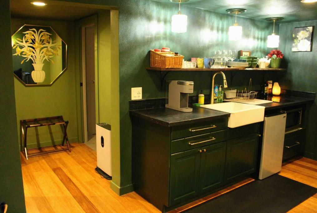 Heart Of Woodstock, 10 Min Walk To Reed, With Private Garage! Daire Portland Dış mekan fotoğraf